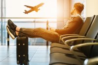Handbagage wordt eindelijk gratis, maar pas over een jaar